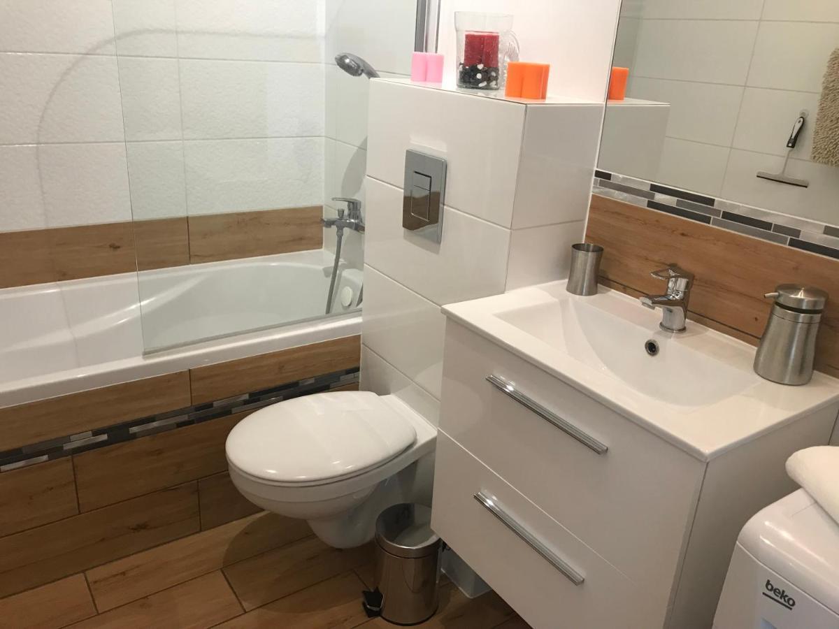 Apartament Lucky Pruszcz Gdanski Luaran gambar